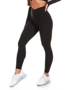 Elite Eleven Cross Over Leggings - Black