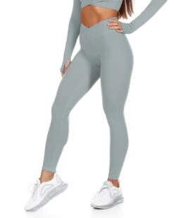 Elite Eleven Cross Over Leggings - Pale Sage